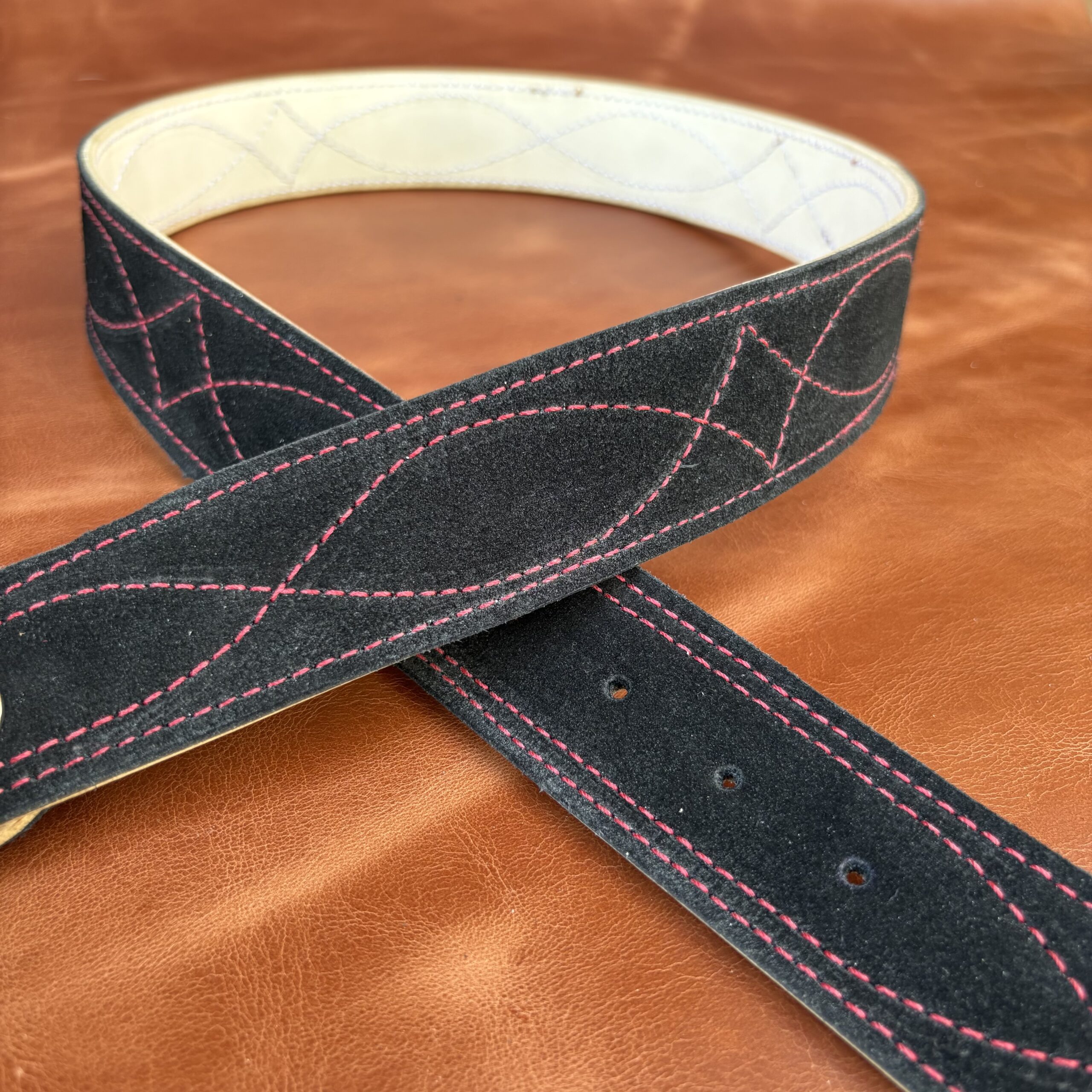 Cinto couro virado Black costura Vermelhor - Imagem 3