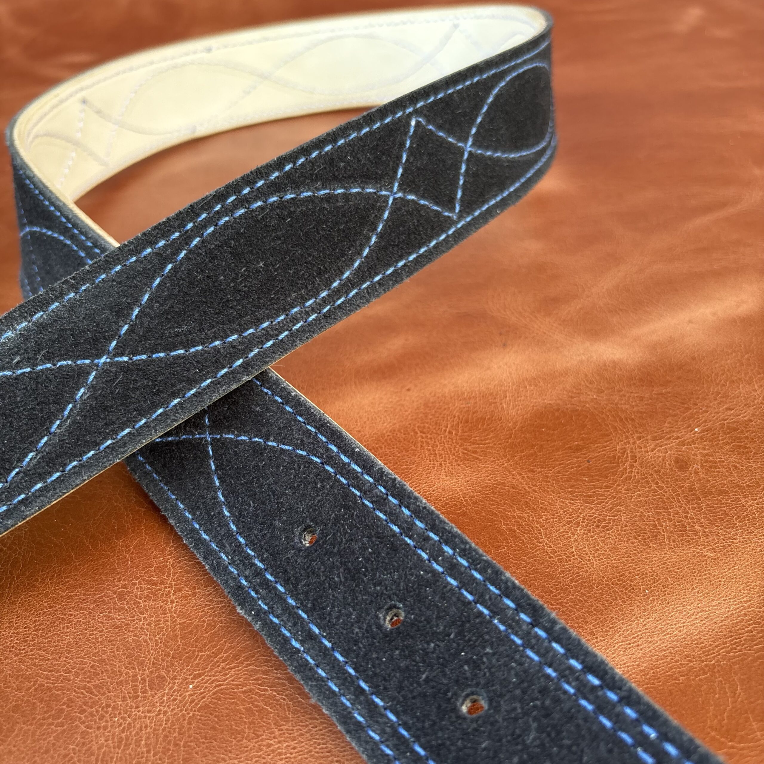 Cinto couro virado Black costura Azul - Imagem 2
